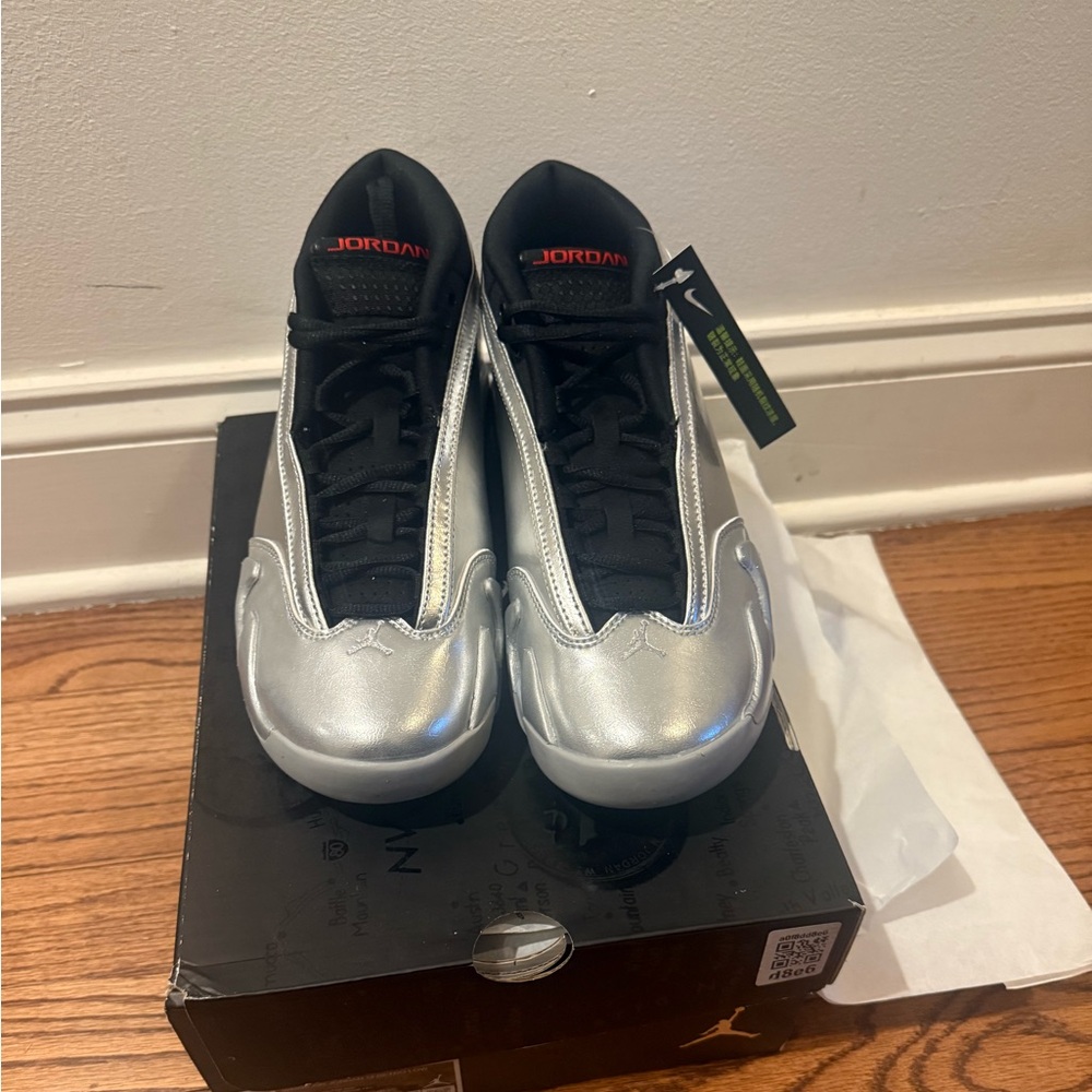 Women’s Jordan 14 Retro Low Silver/Black/Red